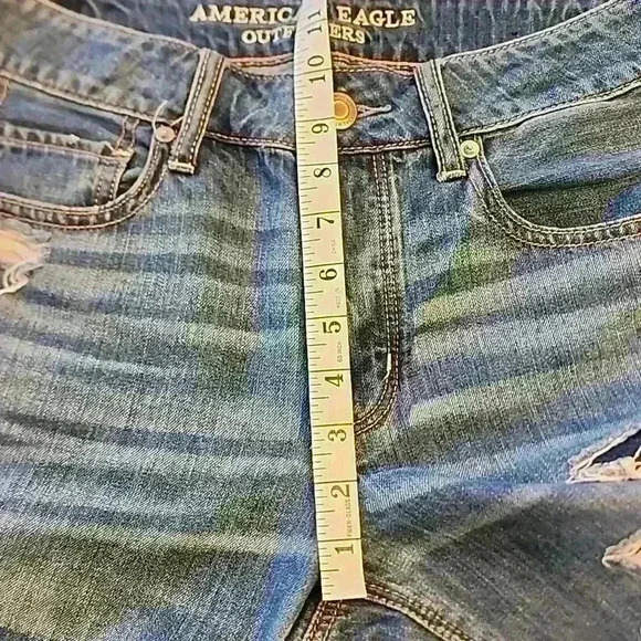 American Eagle Tomgirl high rise Buttonfly Jeans - Picture 7 of 11
